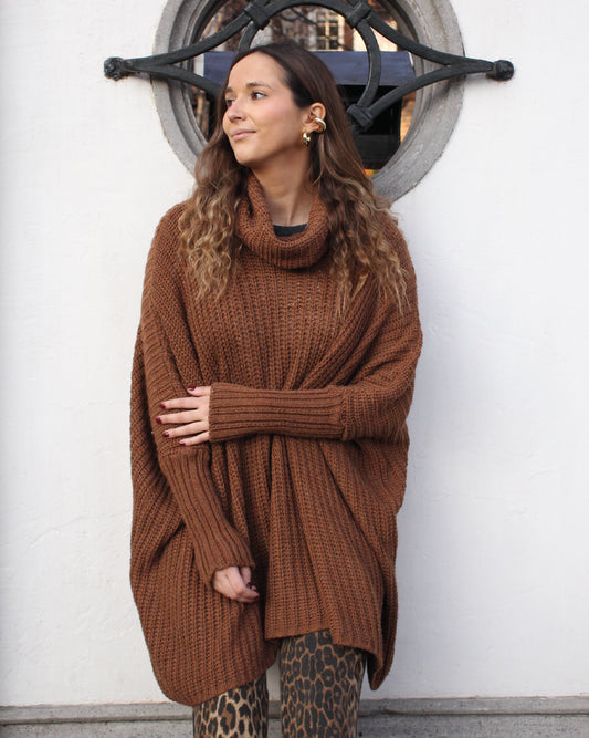 Poncho Mili Café